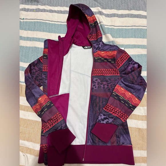 The North Face Hoodie - Picture 3 of 5